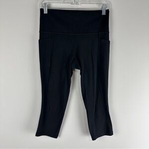 Athleta Black Salutation Stash High Rise Capri Athleisure Leggings Medium Petite